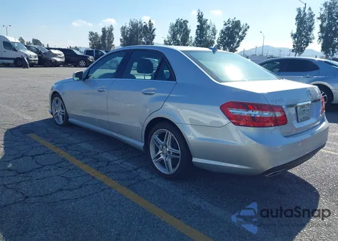 2011 Mercedes-Benz E 350 4Matic из США, поврежденный, VIN WDDHF8HB6BA355778